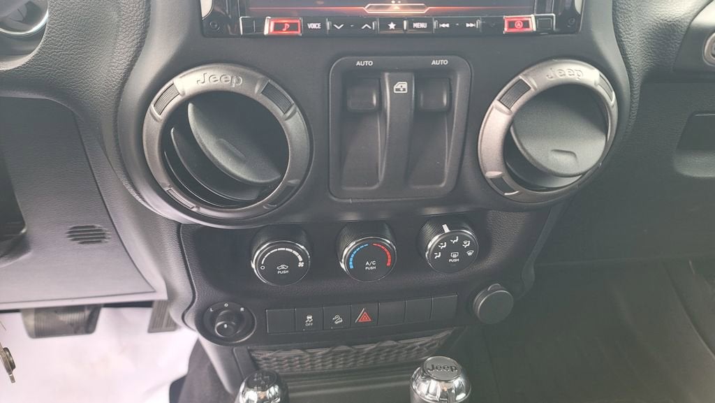 2015 Jeep Wrangler Sport