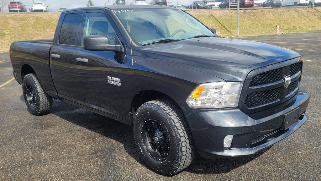 2017 RAM 1500 Express Quad Cab 4x4 6'4" Box