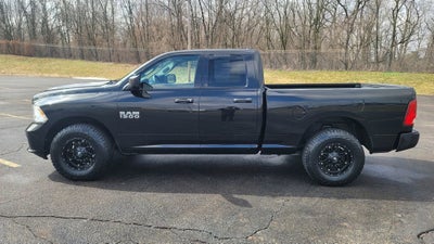 2017 RAM 1500 Express Quad Cab 4x4 6'4" Box