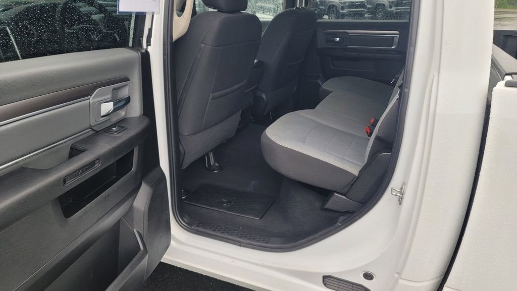 2021 RAM 1500 Classic SLT Crew Cab 4x4 6'4" Box