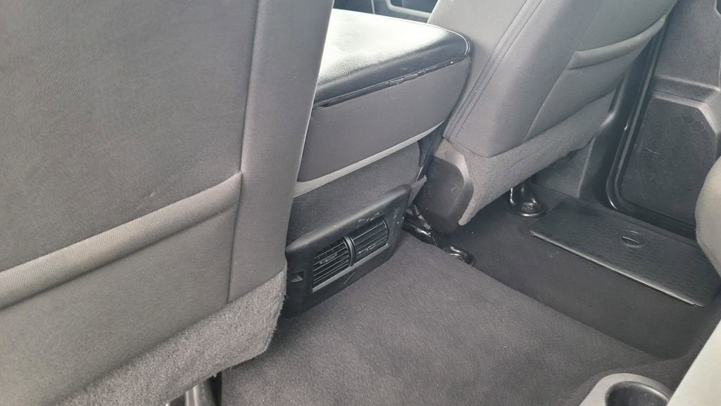 2021 RAM 1500 Classic SLT Crew Cab 4x4 6'4" Box