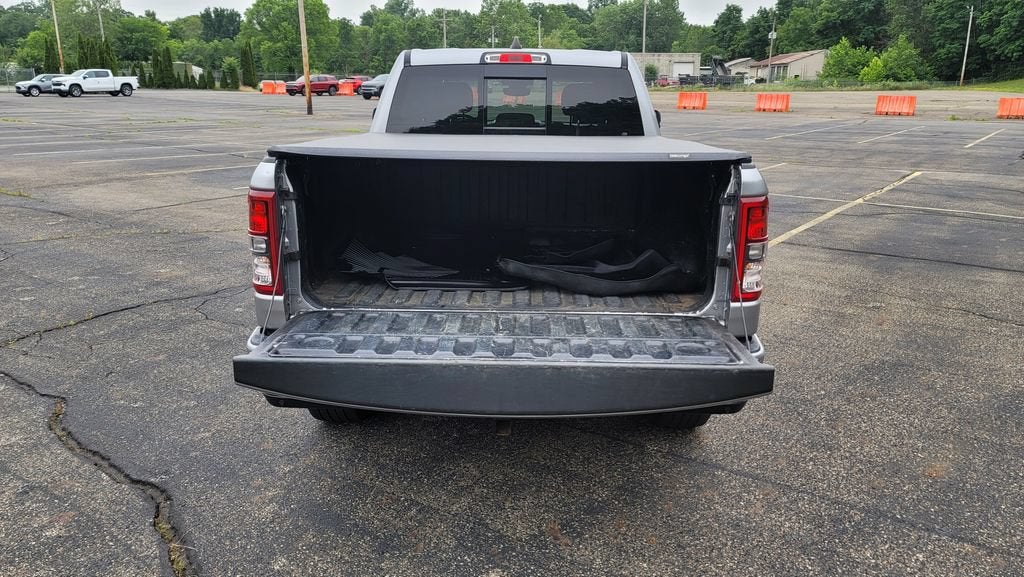 2020 RAM 1500 Big Horn Crew Cab 4x4 6'4" Box
