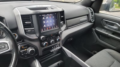 2020 RAM 1500 Big Horn Crew Cab 4x4 6'4" Box