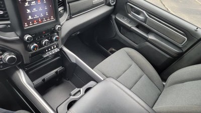2020 RAM 1500 Big Horn Crew Cab 4x4 6'4" Box