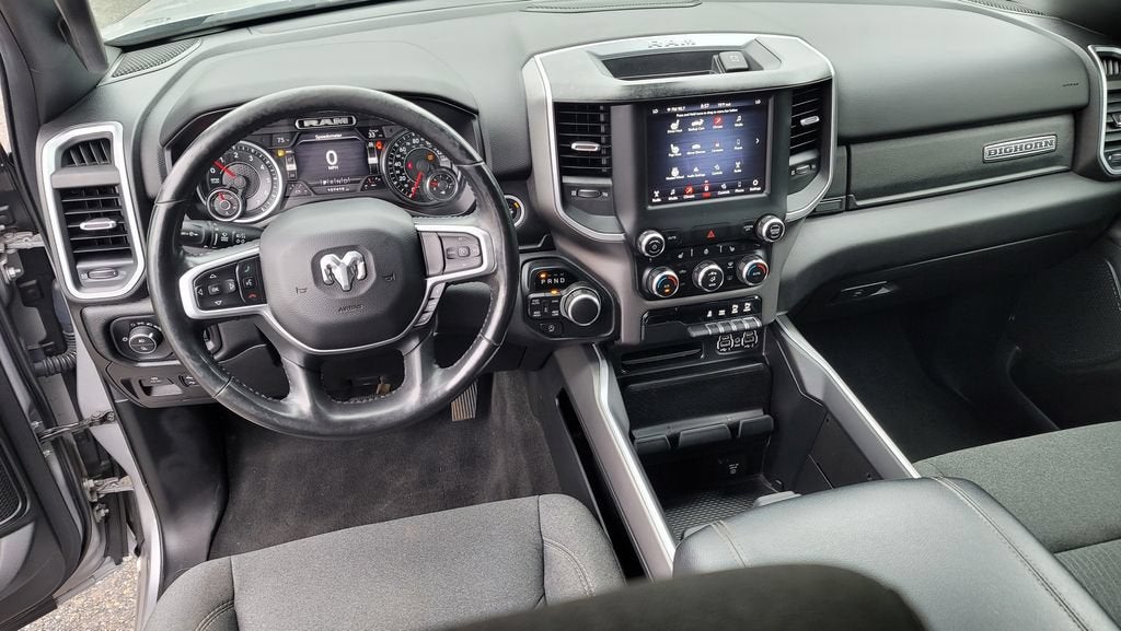 2020 RAM 1500 Big Horn Crew Cab 4x4 6'4" Box