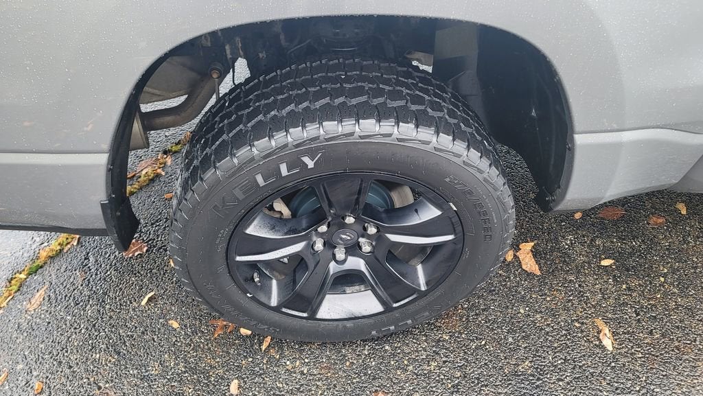 2020 RAM 1500 Big Horn Crew Cab 4x4 5'7" Box