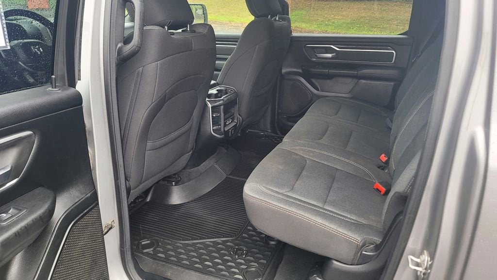 2020 RAM 1500 Big Horn Crew Cab 4x4 5'7" Box