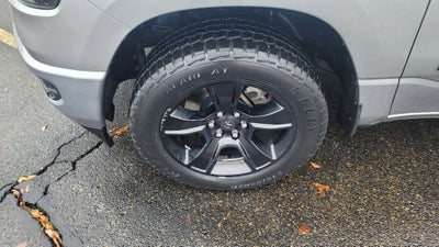 2020 RAM 1500 Big Horn Crew Cab 4x4 5'7" Box