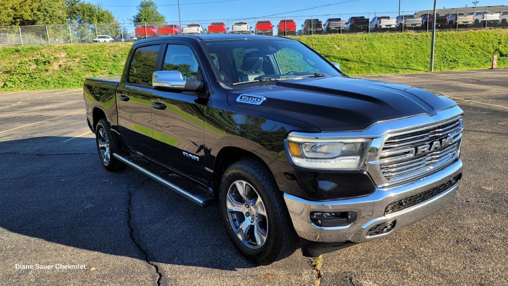 2023 RAM 1500 Laramie Crew Cab 4x4 5'7" Box