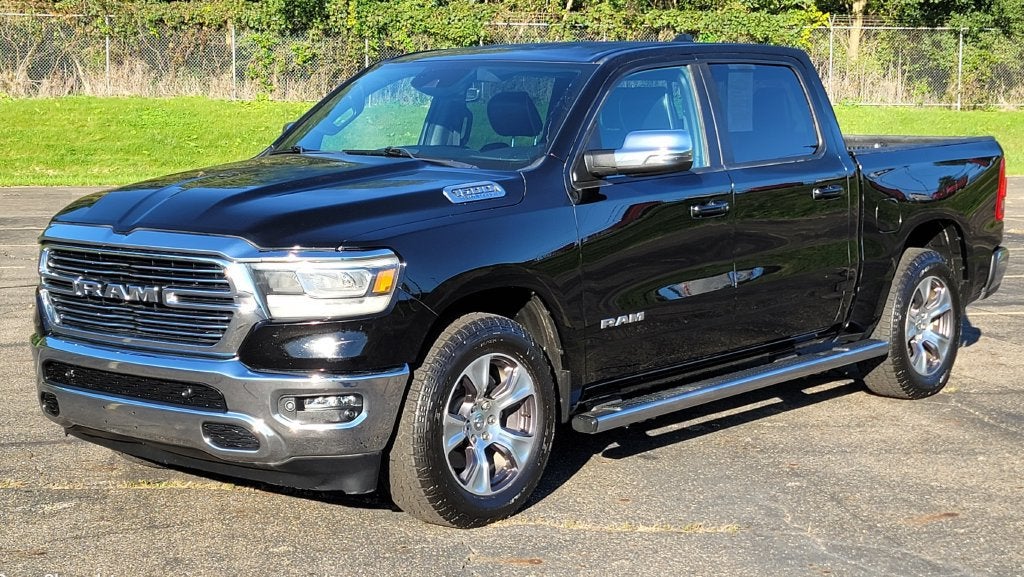 2023 RAM 1500 Laramie Crew Cab 4x4 5'7" Box
