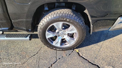 2023 RAM 1500 Laramie Crew Cab 4x4 5'7" Box