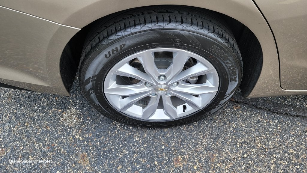 2023 Chevrolet Malibu 1LT - Photo 13