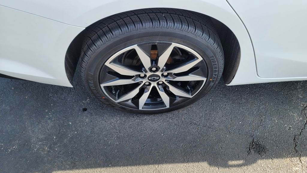 2023 Chevrolet Malibu RS