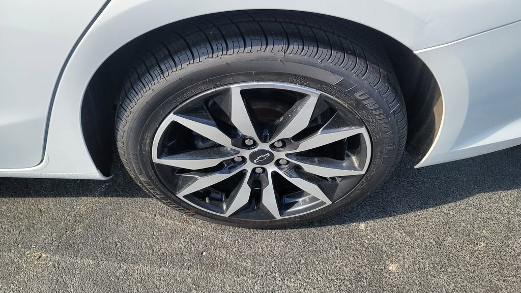 2023 Chevrolet Malibu RS