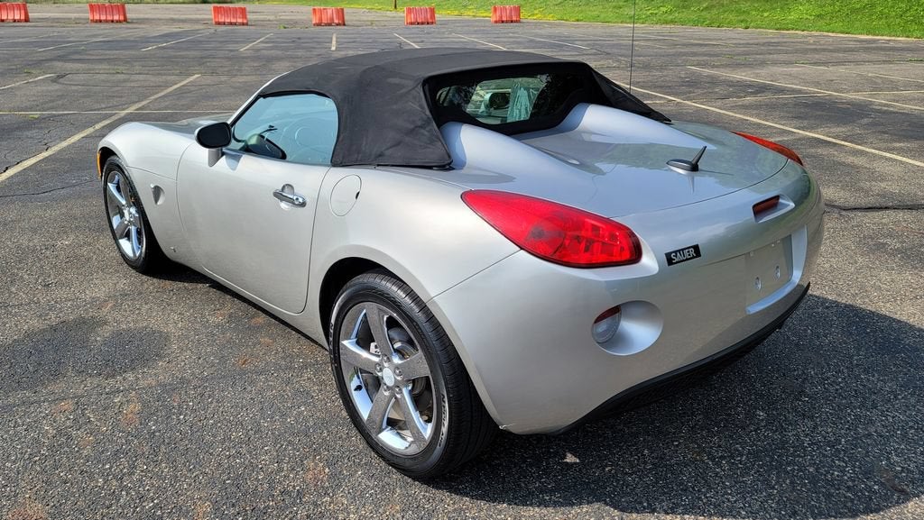 2007 Pontiac Solstice Base