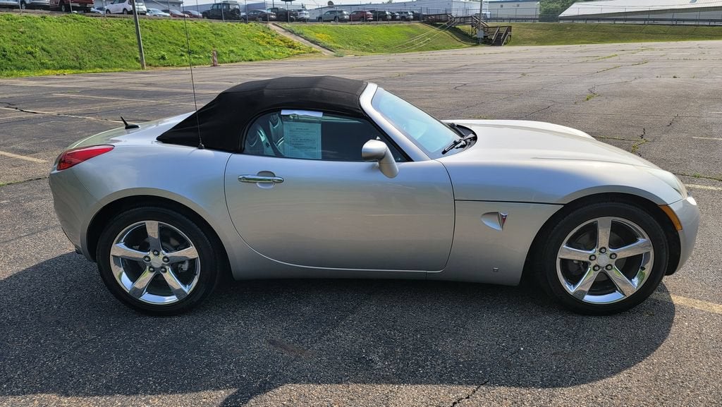 2007 Pontiac Solstice Base