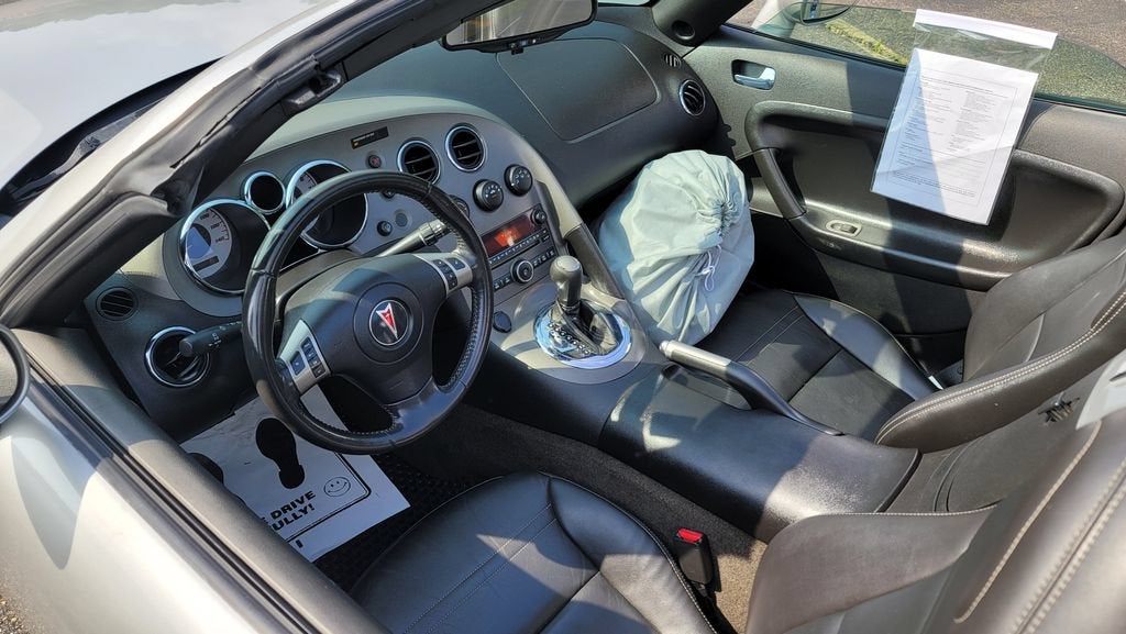 2007 Pontiac Solstice Base