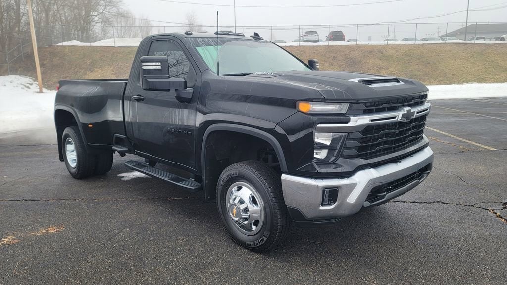 2024 Chevrolet Silverado 3500 HD LT DRW