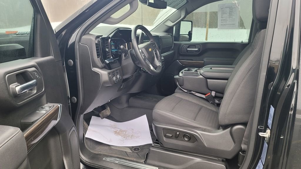 2024 Chevrolet Silverado 3500 HD LT DRW