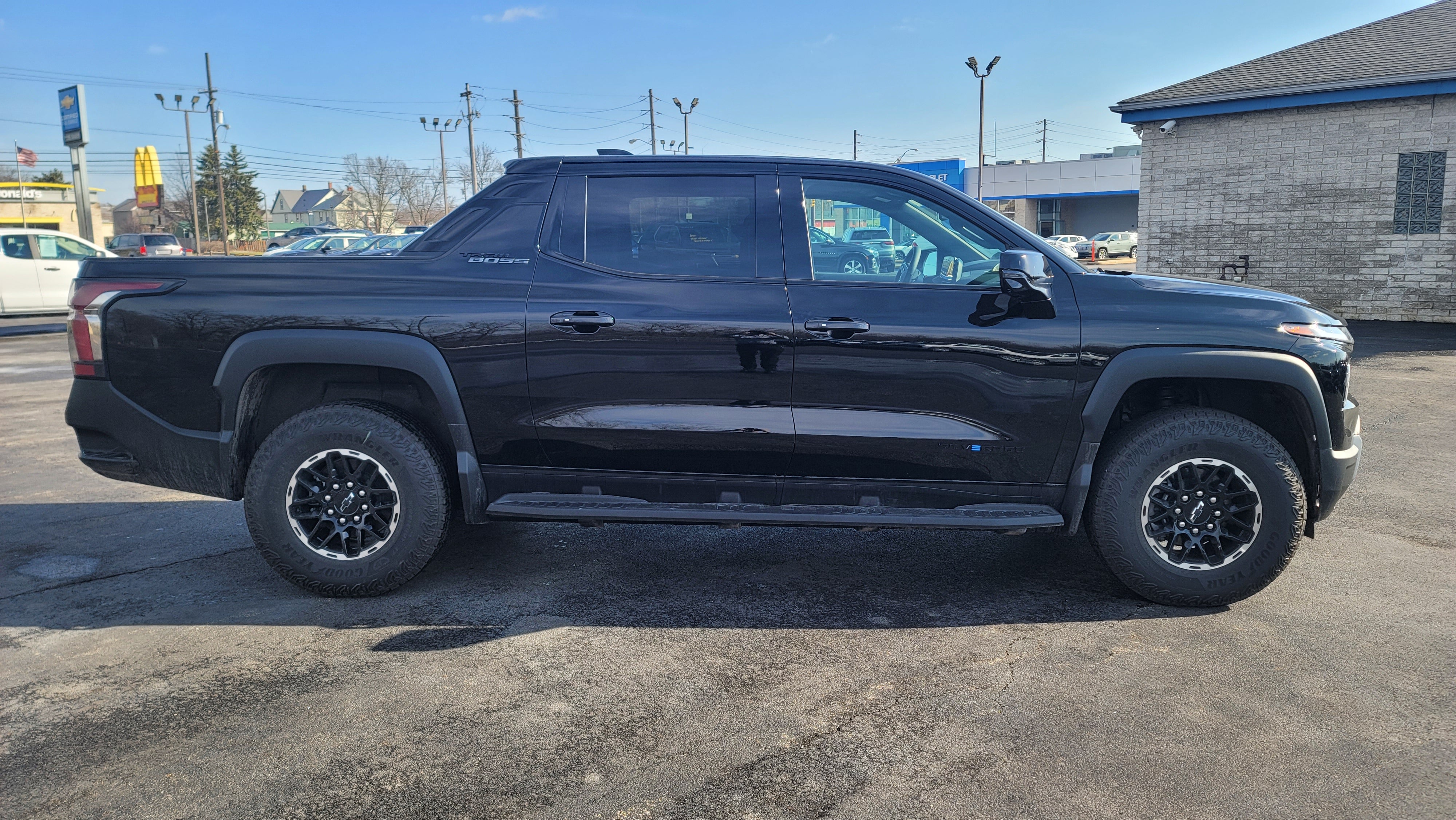 2026 Chevrolet Silverado EV Trail Boss - Extended Range