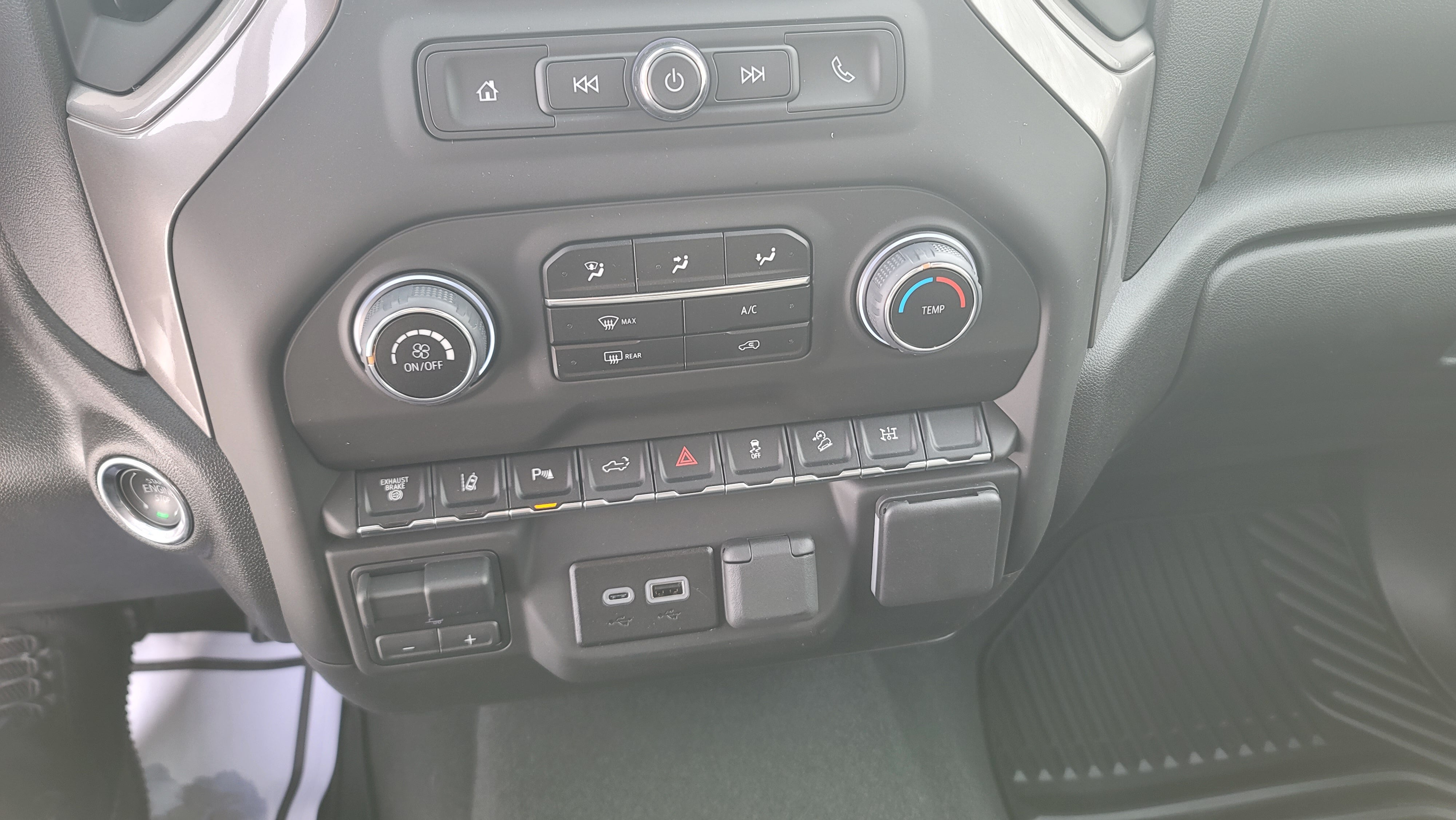 2025 Chevrolet Silverado 2500 HD Custom