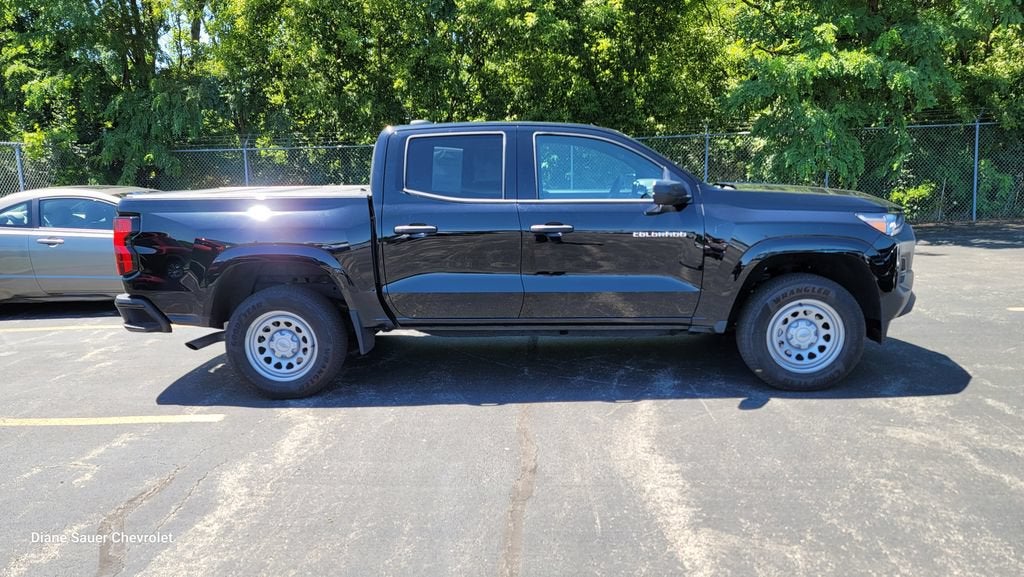 2024 Chevrolet Colorado WT
