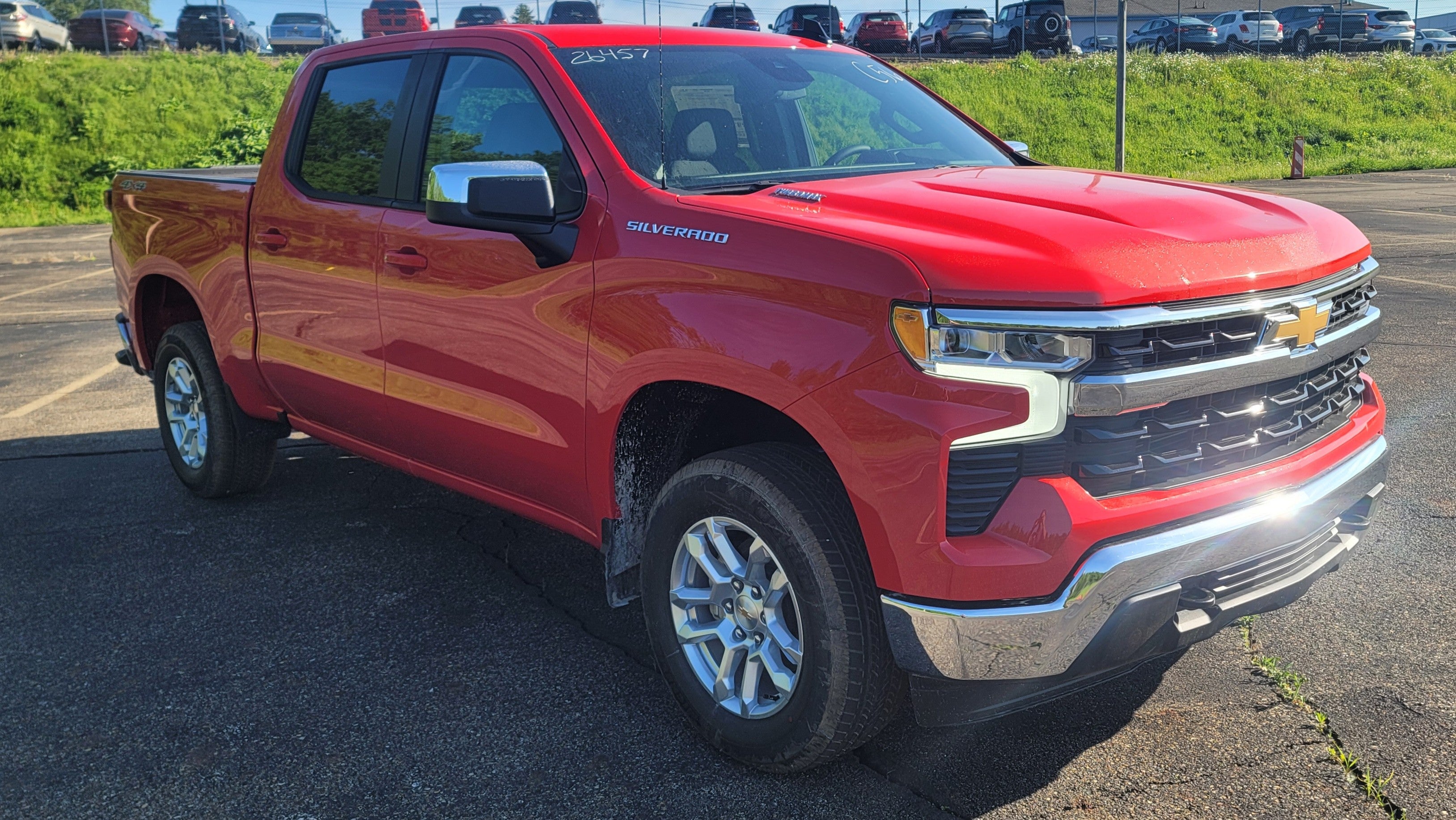 2026 Chevrolet Silverado 1500 LT (2FL)