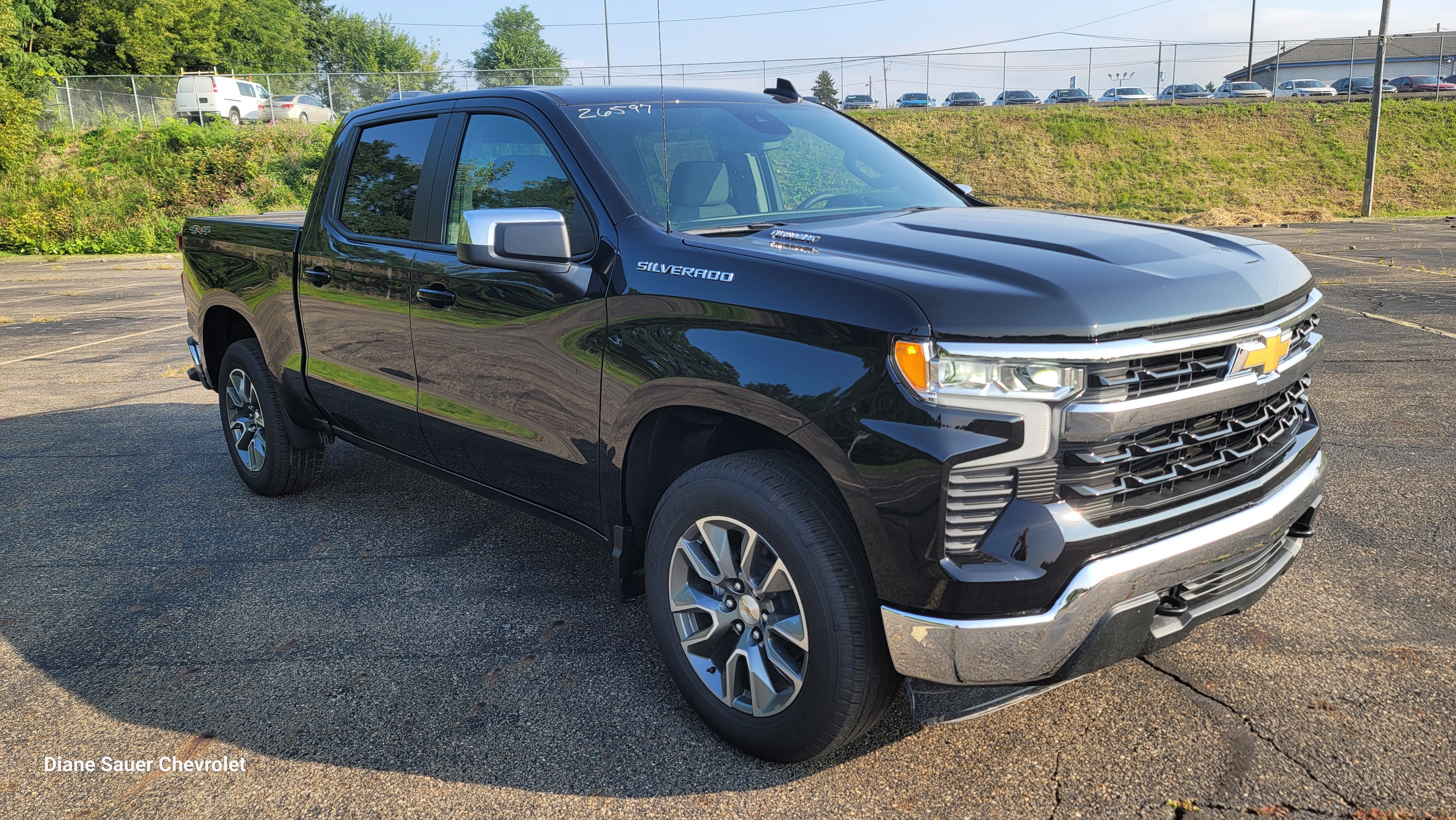 2026 Chevrolet Silverado 1500 LT (2FL)