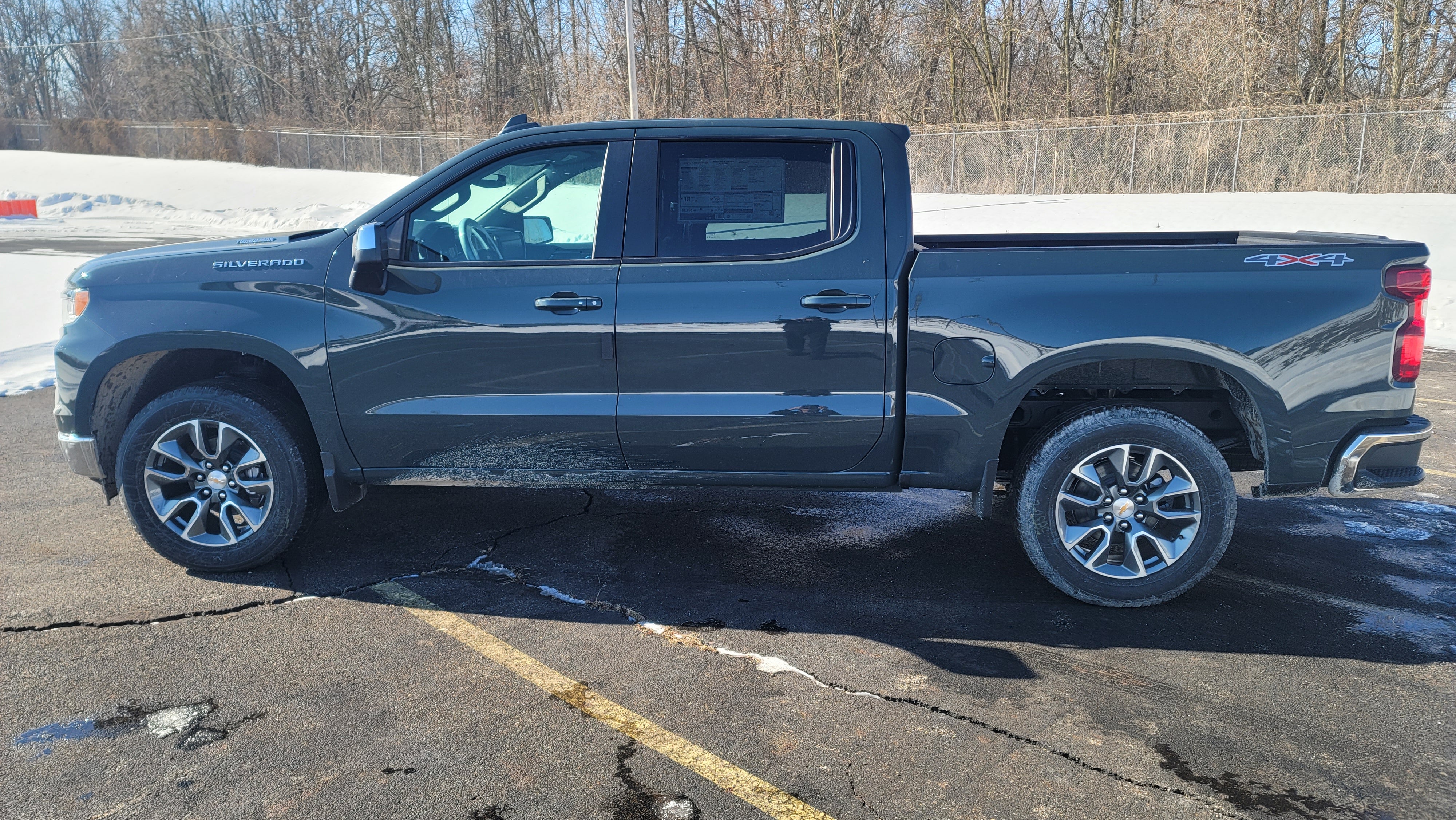 2026 Chevrolet Silverado 1500 LT (2FL)