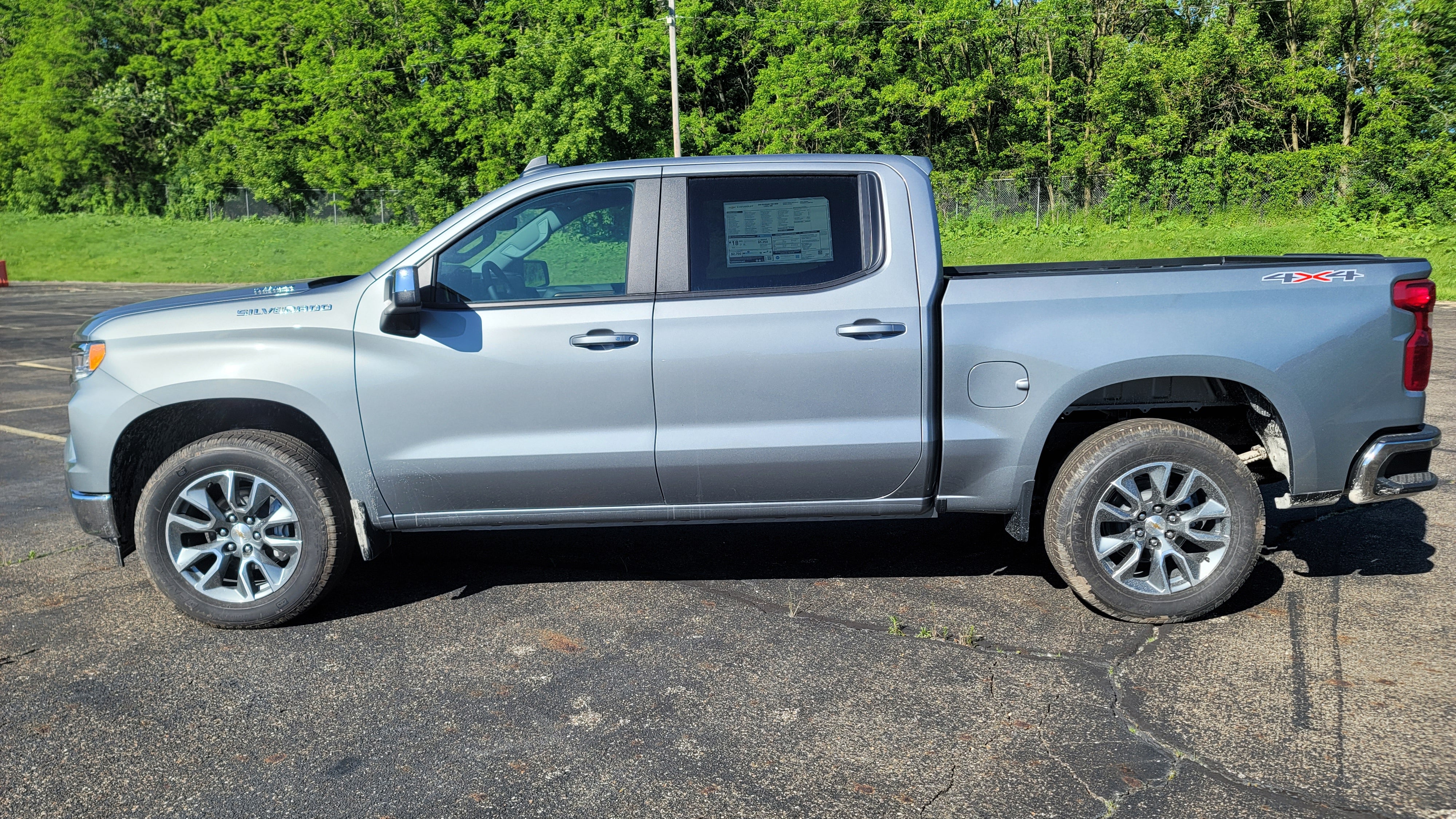 2026 Chevrolet Silverado 1500 LT (2FL)