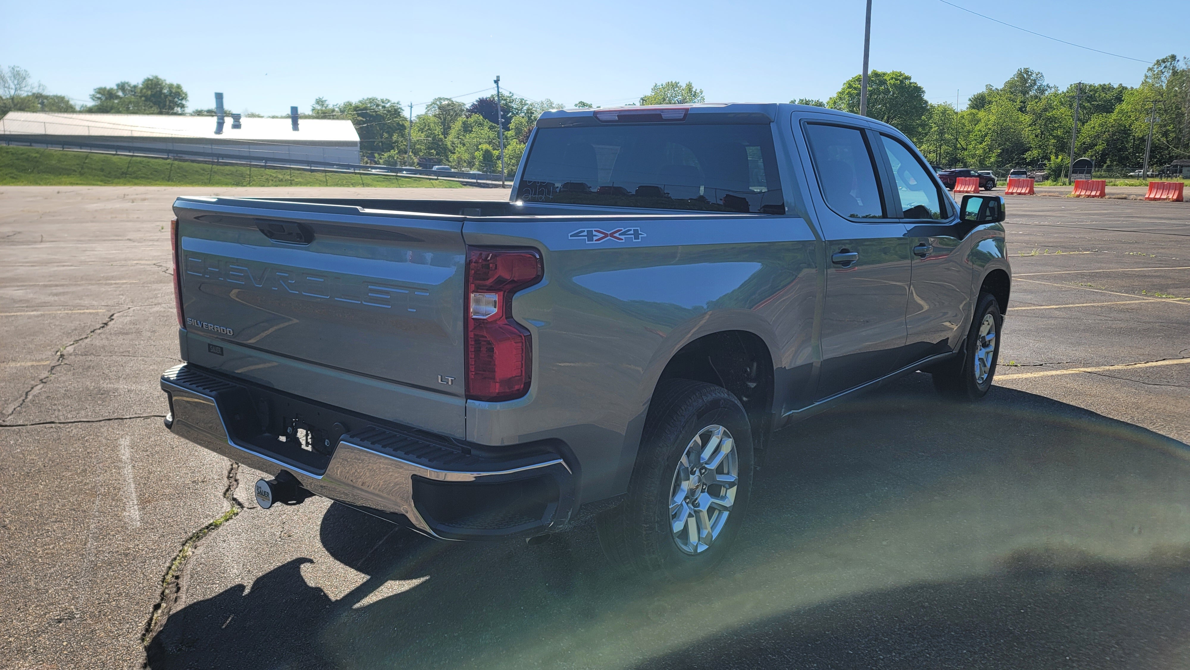 2026 Chevrolet Silverado 1500 LT (2FL)