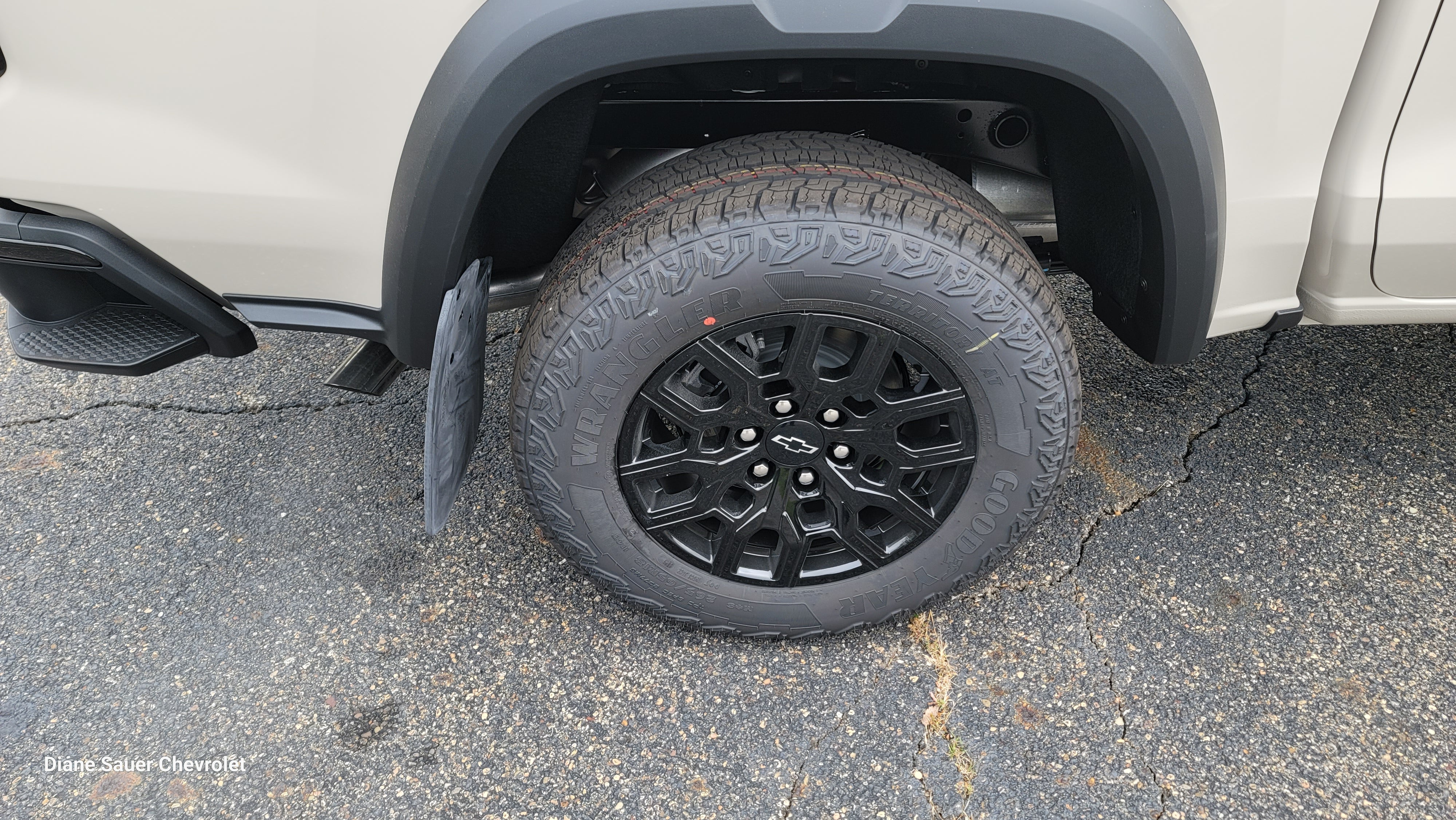 2026 Chevrolet Colorado Trail Boss - Photo 13