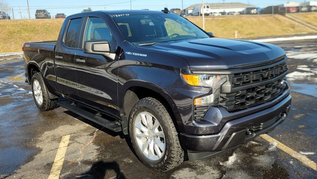 2023 Chevrolet Silverado 1500 Custom