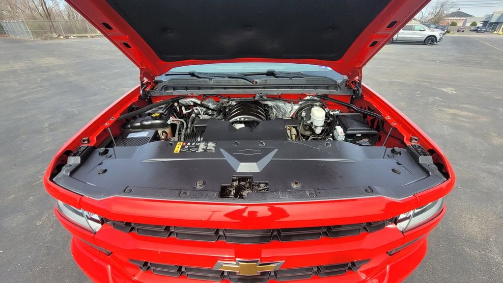 2018 Chevrolet Silverado 1500 Custom