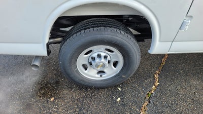 2025 Chevrolet Express Cargo 2500 WT