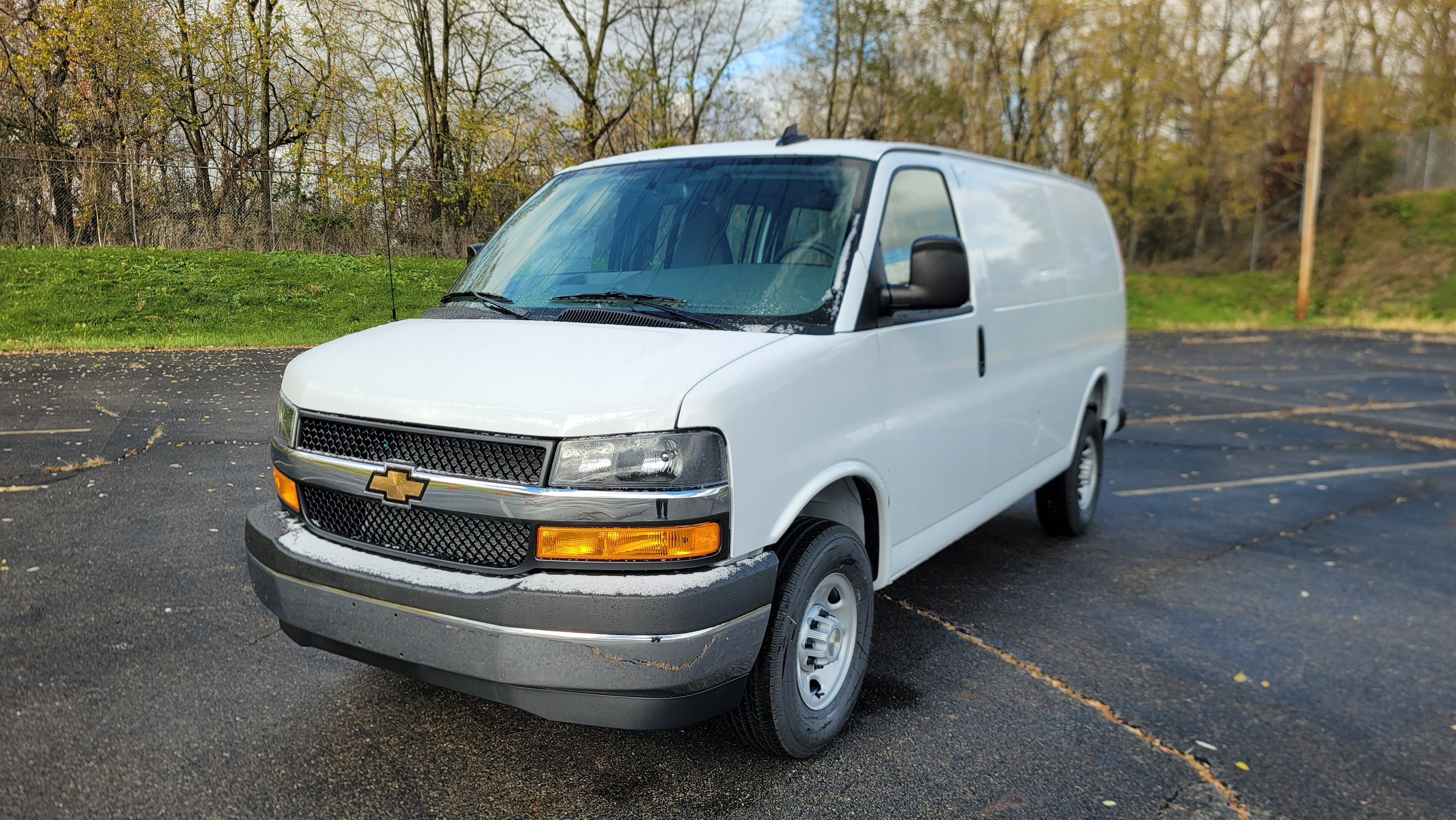2025 Chevrolet Express Cargo 2500 WT