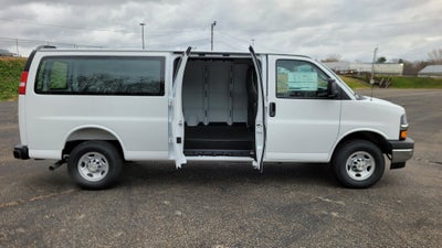 2025 Chevrolet Express Cargo WT
