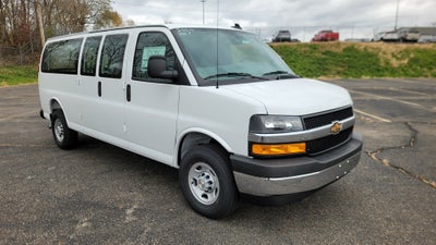 2025 Chevrolet Express Cargo WT