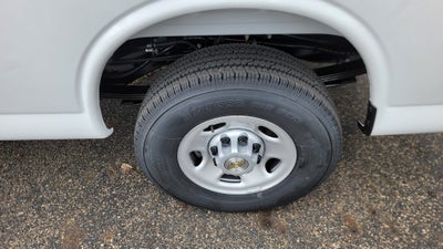 2025 Chevrolet Express Cargo WT