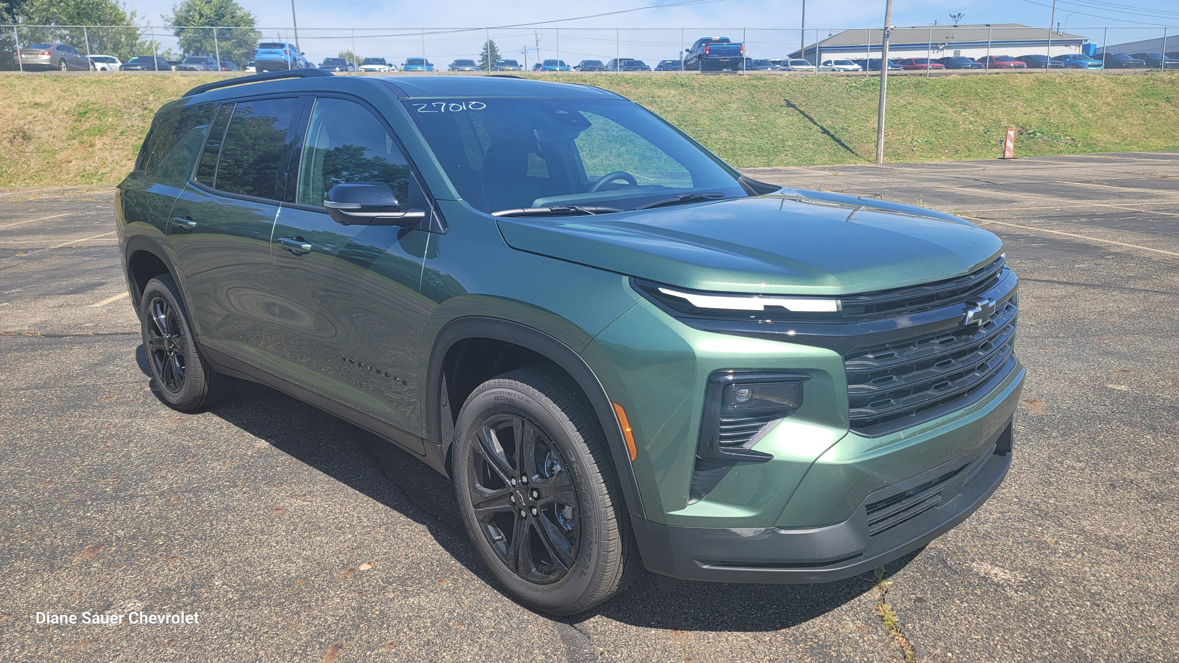 2027 Chevrolet Traverse LT