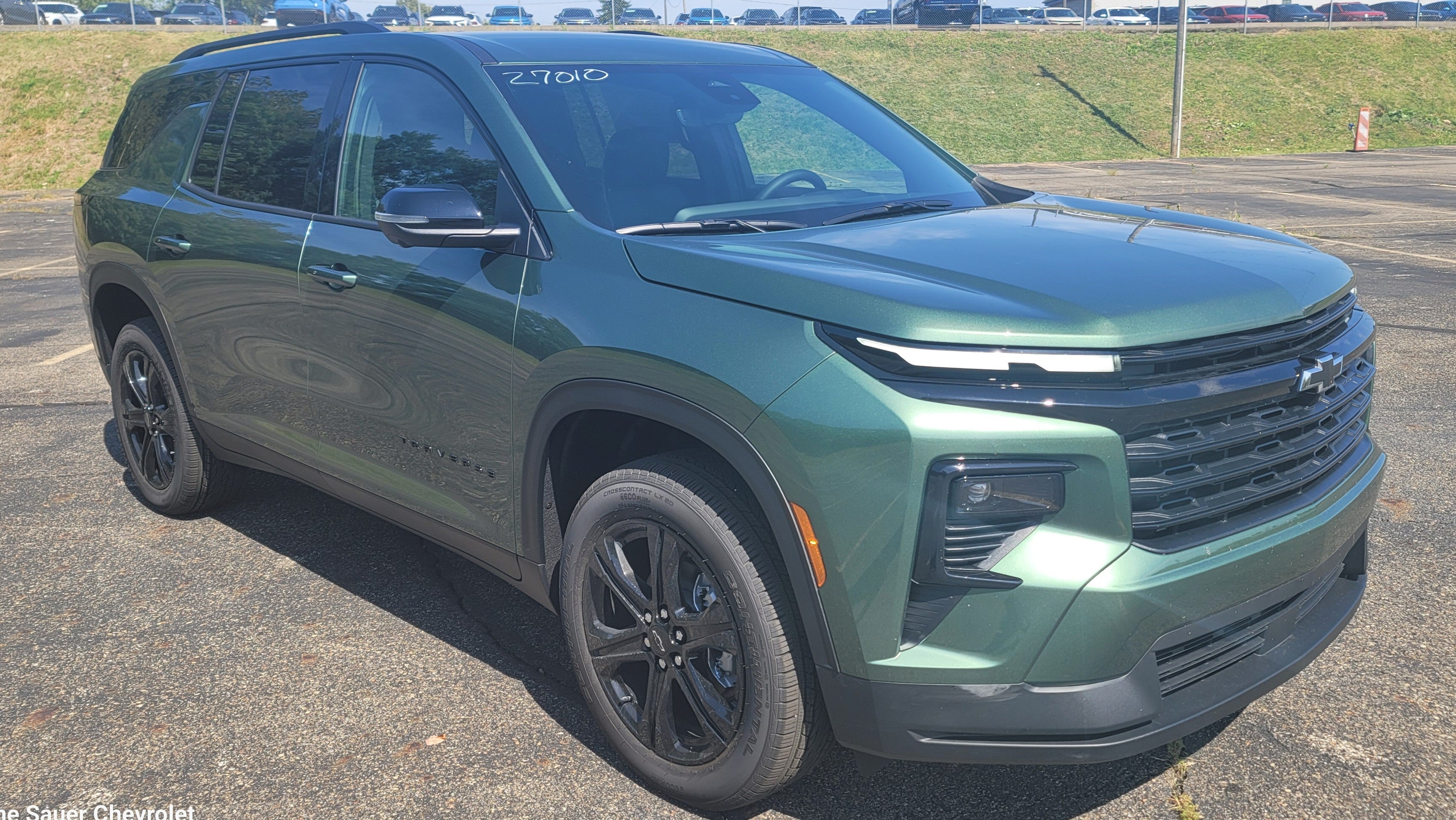 2027 Chevrolet Traverse LT