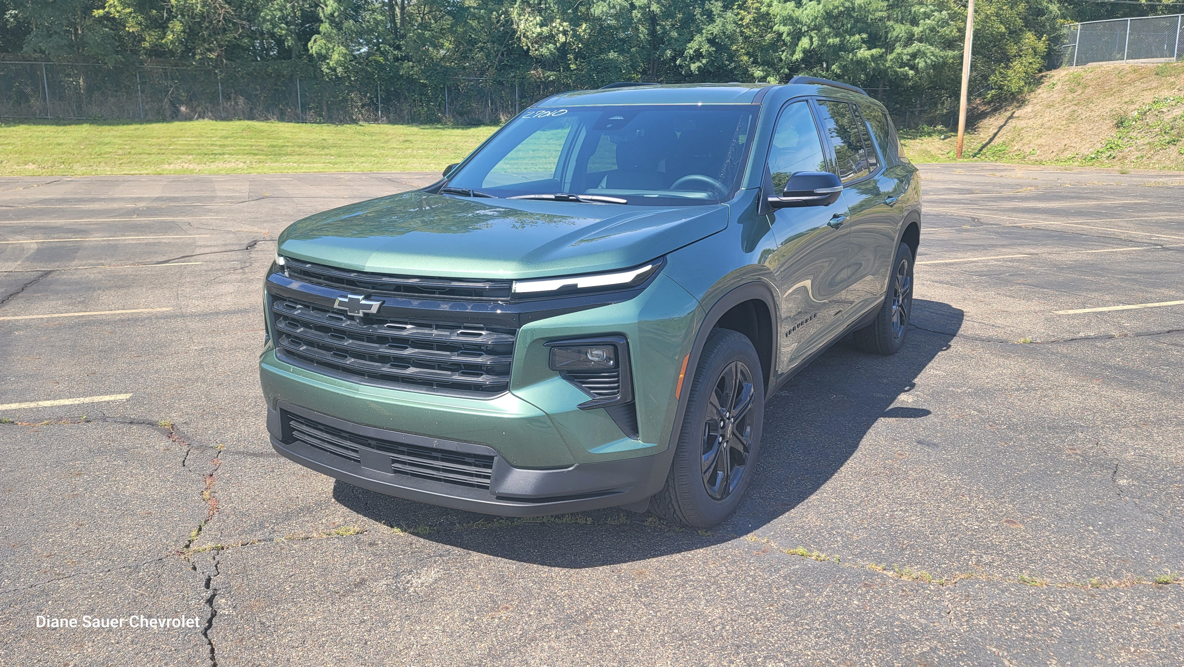 2027 Chevrolet Traverse LT