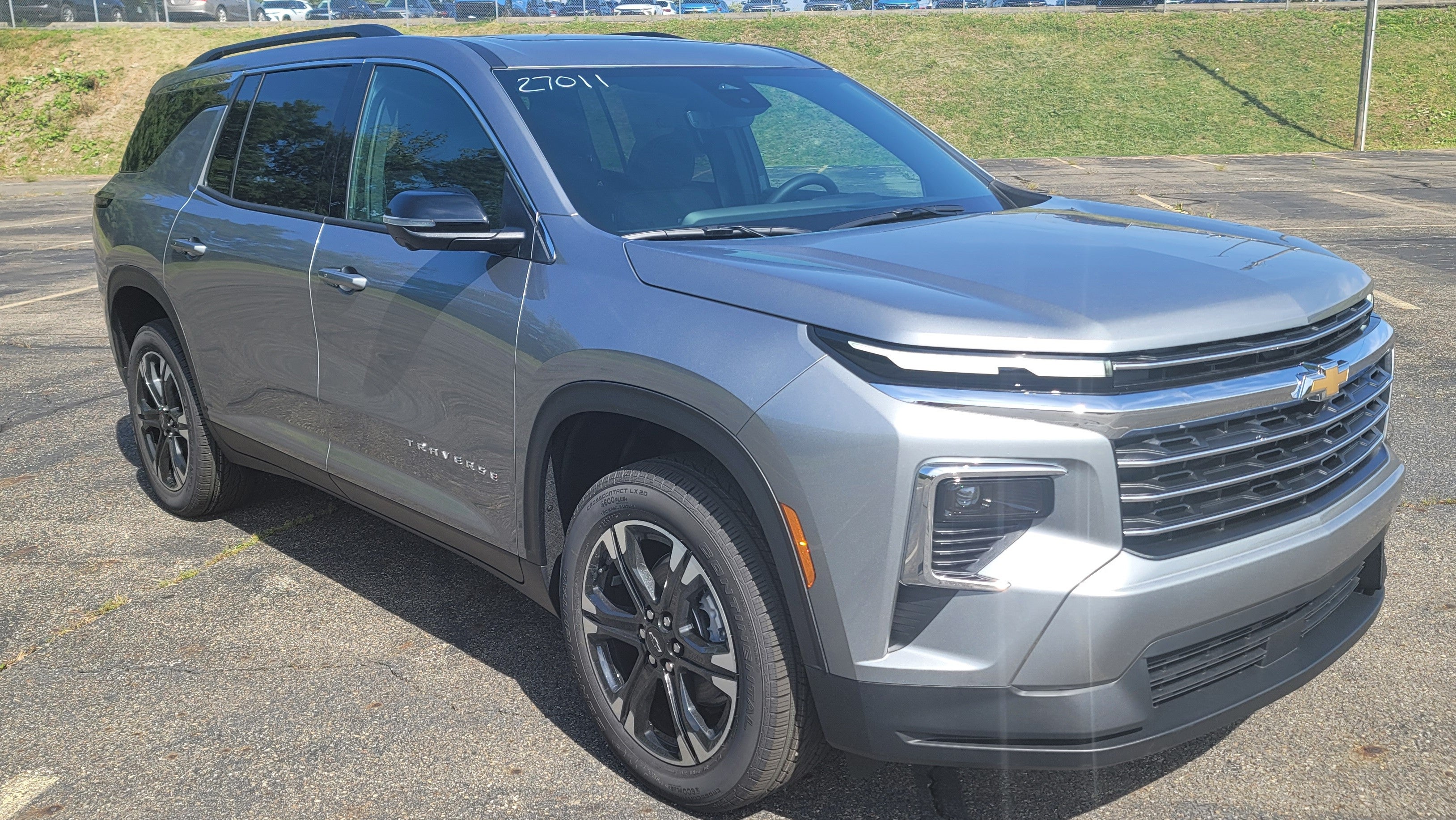 2027 Chevrolet Traverse LT