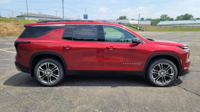 2025 Chevrolet Traverse LT