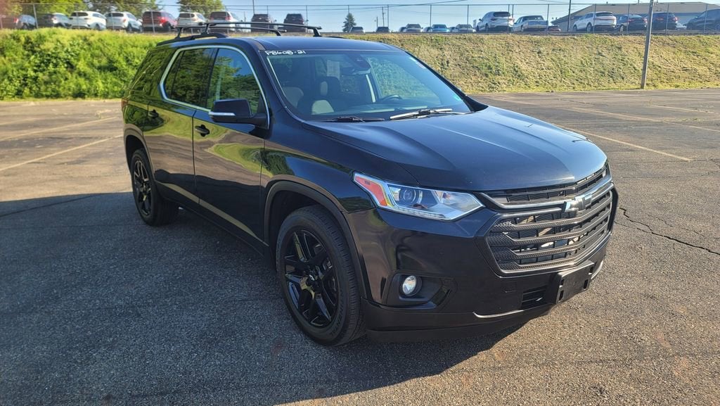 2021 Chevrolet Traverse LT Cloth