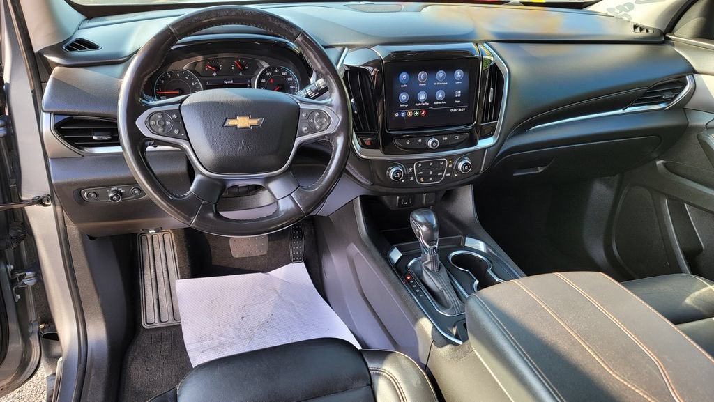 2021 Chevrolet Traverse LT Leather