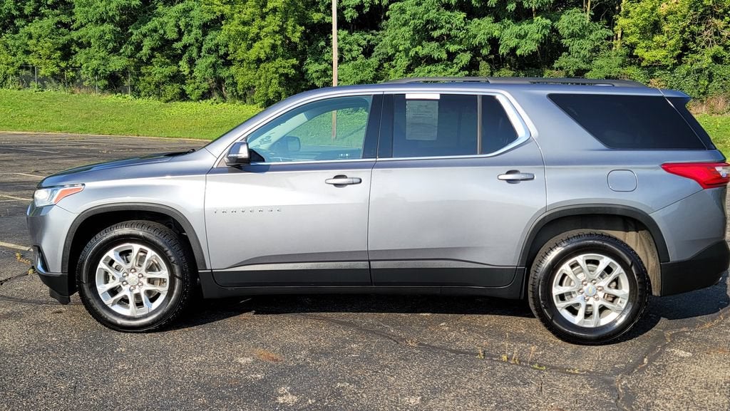 2021 Chevrolet Traverse LT Leather