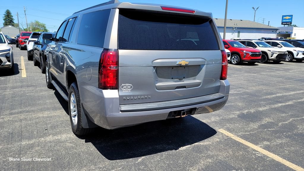 2017 Chevrolet Suburban LT