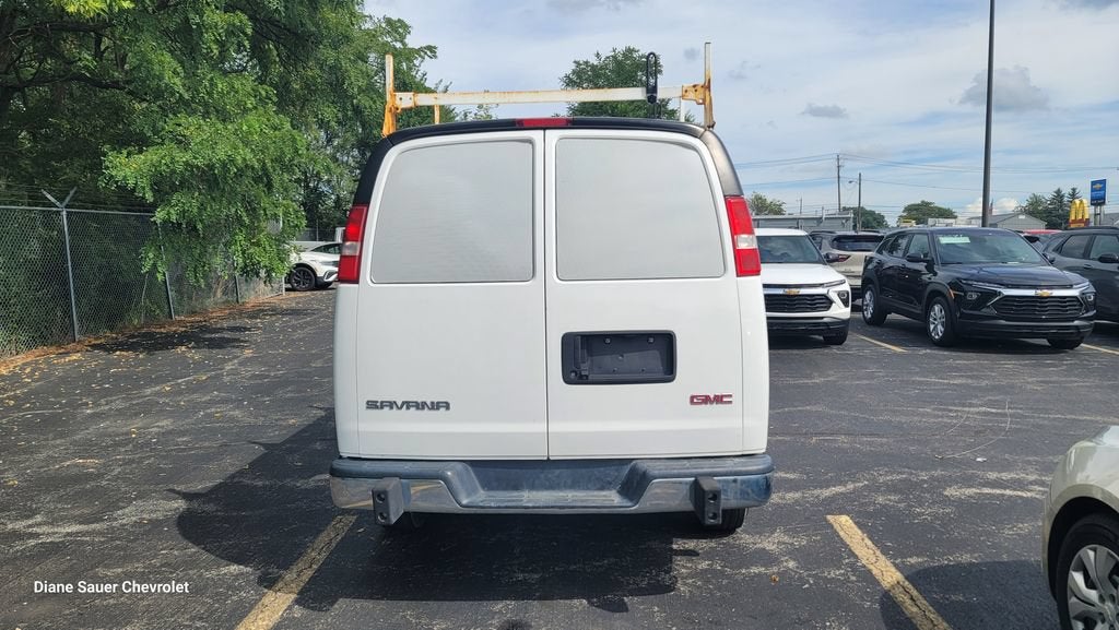 2021 GMC Savana Cargo 2500 RWD 2500 Regular Wheelbase Work Van