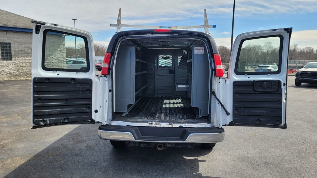2017 GMC Savana Cargo 2500 Work Van
